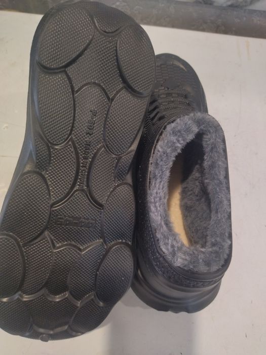 Продам калоши зимние