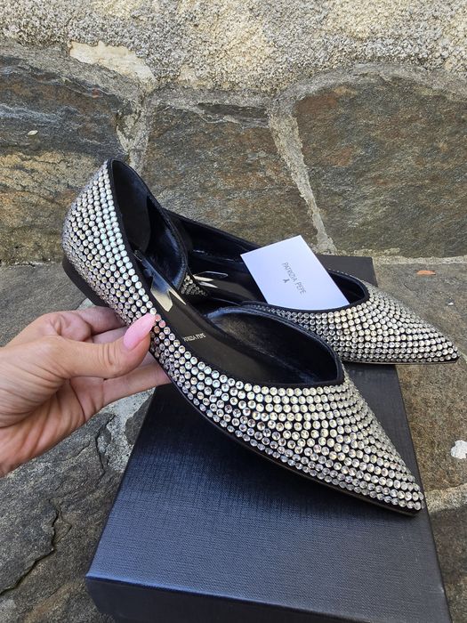 Ниски обувки/Балерина Patrizia Pepe,естествена кожа и кристали,36,нови