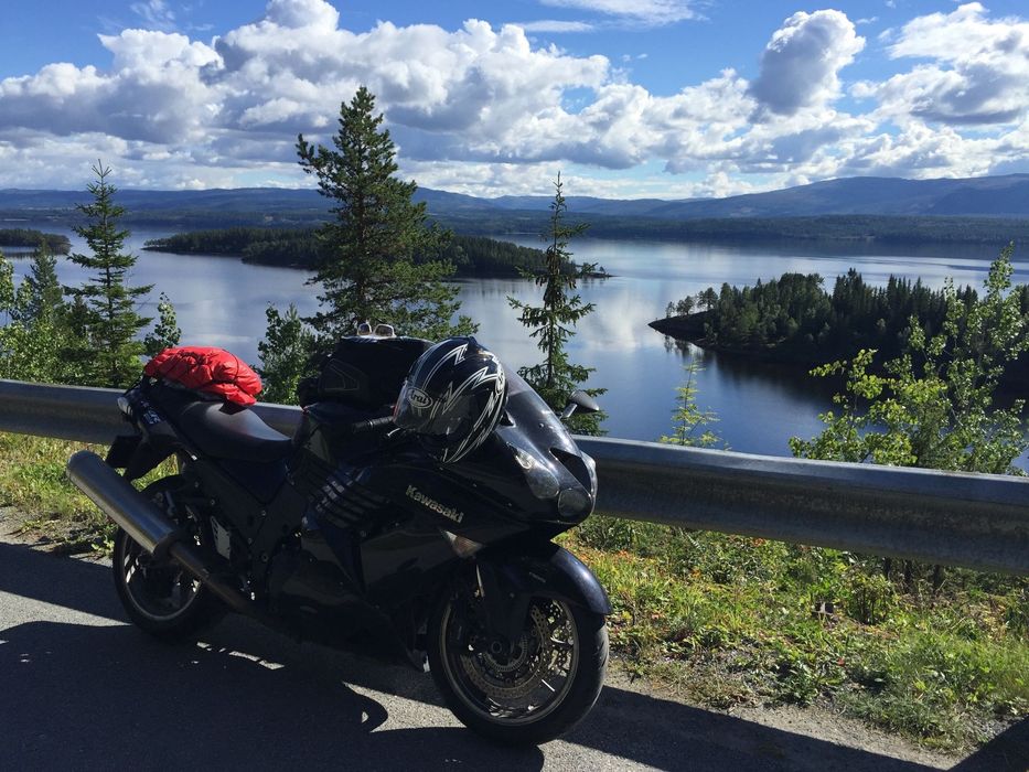Kawasaki ZZR 1400 Grande Tourismo, very powerful