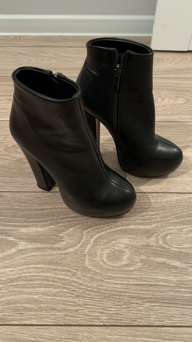 Ботинки на скрытой платформе