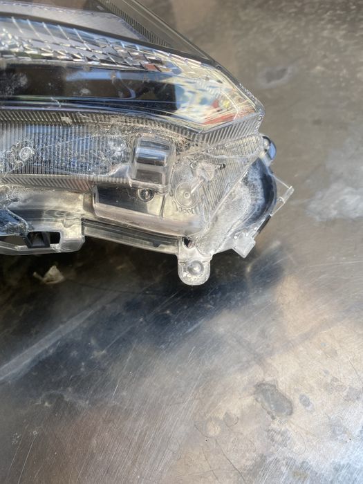 Far dreapta full led Toyota Rav 4 GR an 2019-2024 cu DEFECT