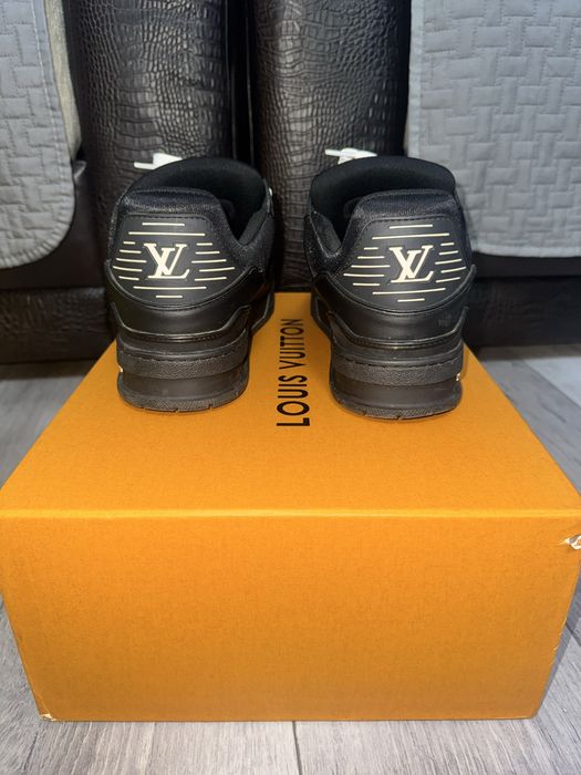 Louis Vuitton Trainer Black sneakers(nu gucci nike adidas gta boss)