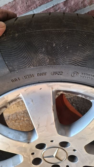 Лети джанти със гуми свалени са от МЛ 320