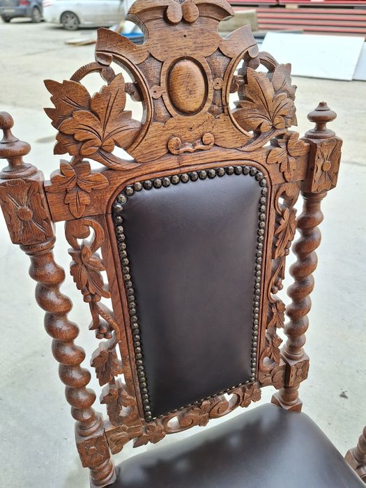 2 броя стари ( ретро ) столове