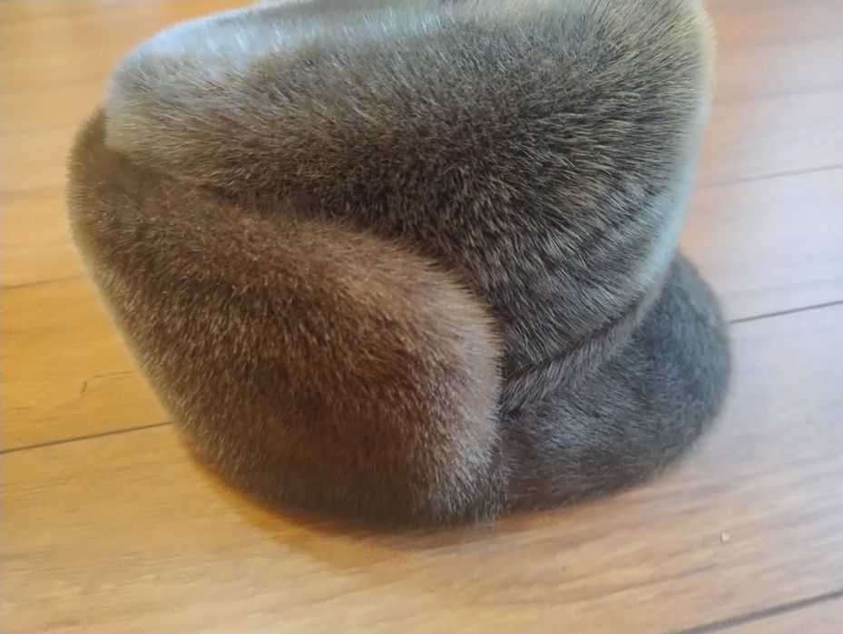 Căciulă de bărbați din blana de nurca