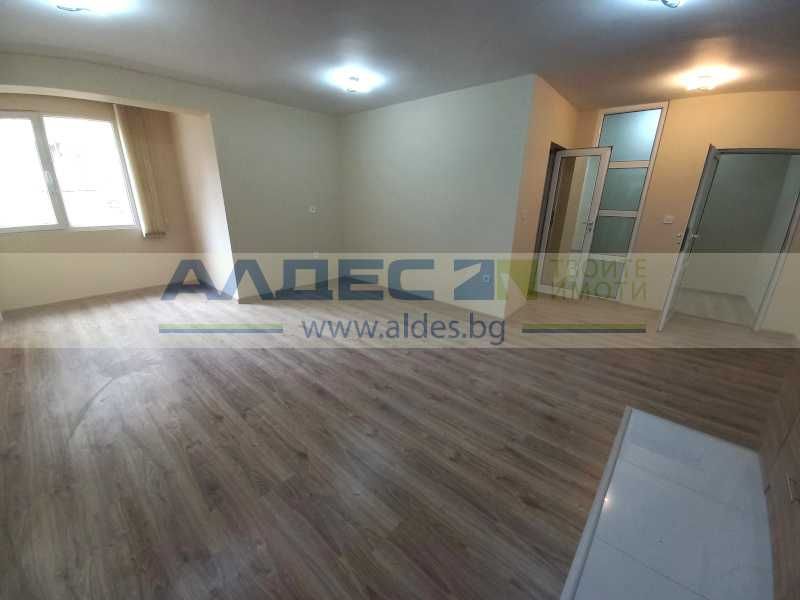 Дава се под наем Офис в София, Стрелбище - 85 кв.м за 780 € - Снимка #1