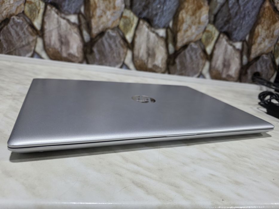 Мощный ноутбук HP i5 8th