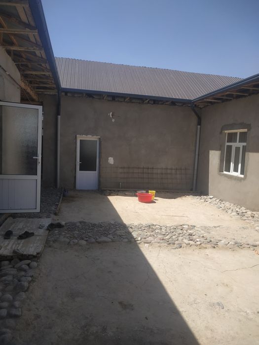 Toshkent tumanida uy sotiladi