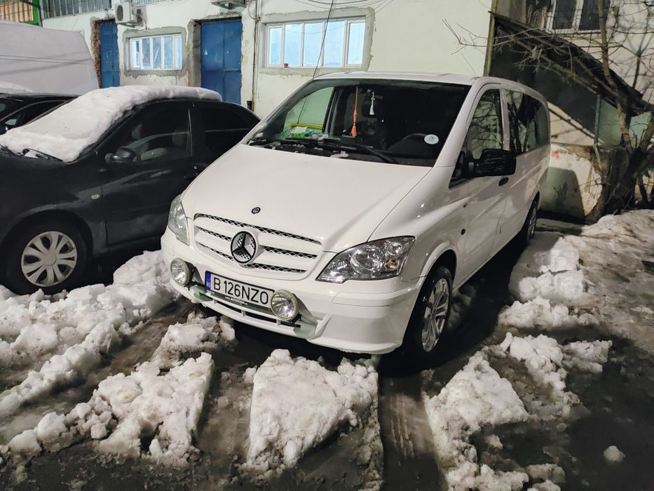 Vând Mercedes Vito