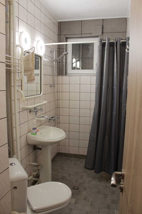 Дава се под наем Двустаен апартамент в София, Гоце Делчев - 62 кв.м за 586.5 € - Снимка #6