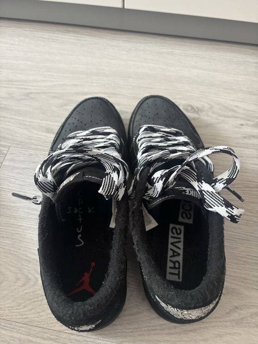 Nike Air Jordan 1 x Travis Scott Black Phantom