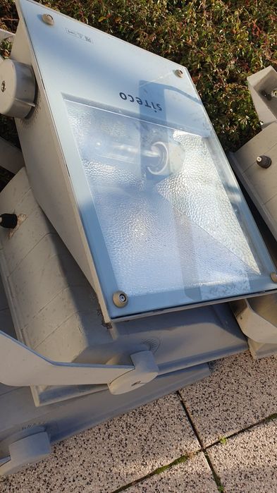 Външни метал-халогенни лампи Siteco