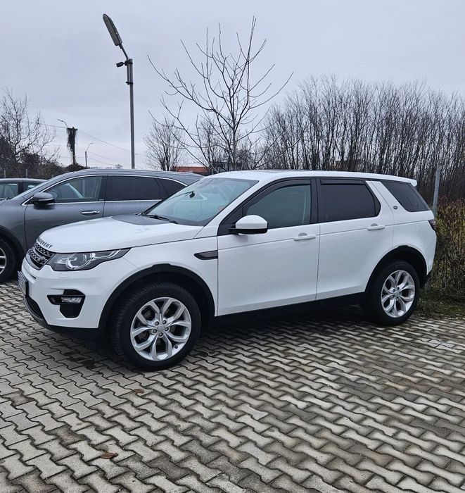 Land Rover Discovery Sport Land Rover Discovery Sport 19.000 km benzina 241 cp 4×4 automat