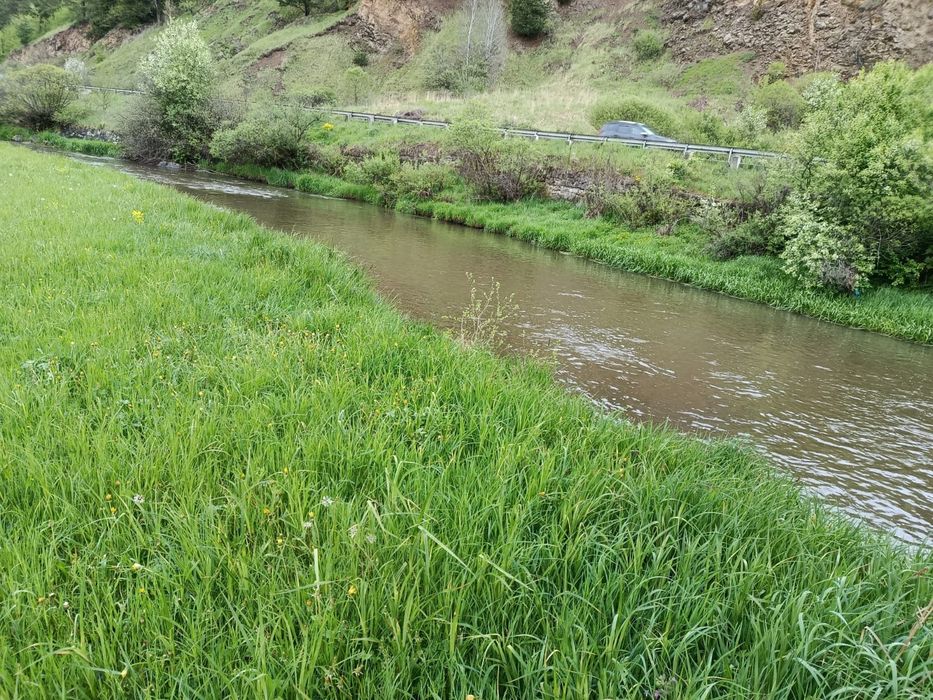 Teren 1.6 ha Sărmaș - Harghita, acces pod E578, potențial de investiție turistica / lac agrement / zona camping  / ferma / parc fotovoltaic