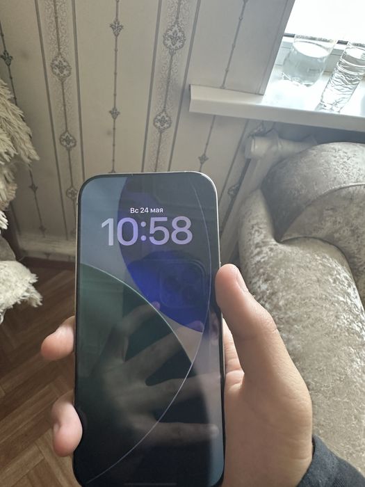 iPhone 16 Pro