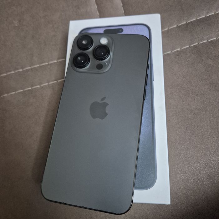 15 pro max  Дубай