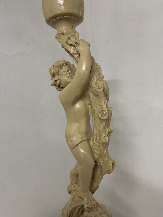 Statuetă vintage