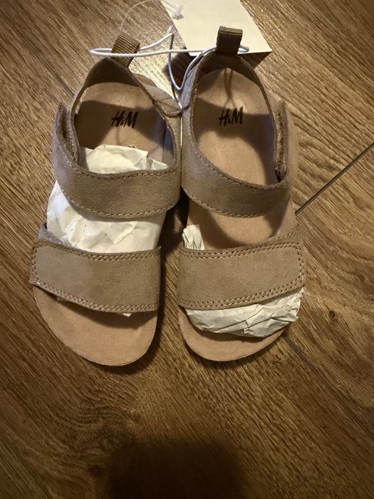 Детски нови сандали H&M