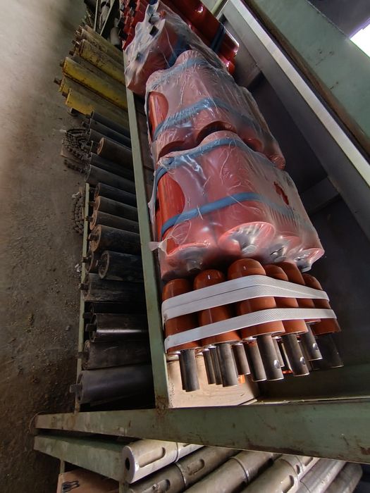 Ролик 89*200 сотилади