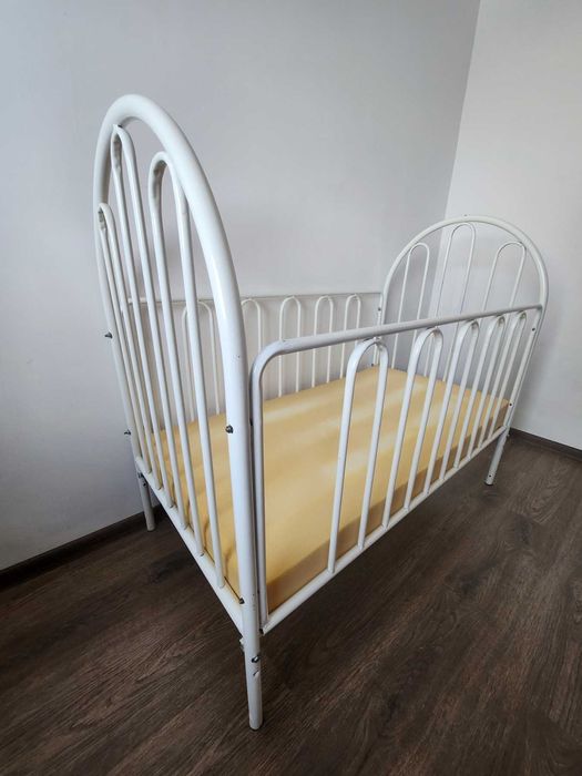 Бебешка кошара / метално детско креватче