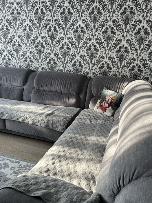 Продам диван угловой