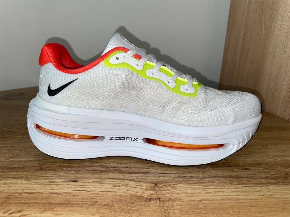 Adidasi NIKE Vomero Premium nr 41