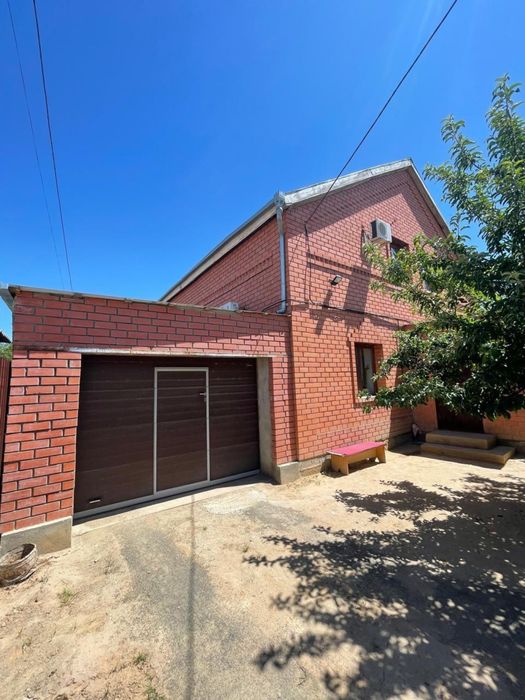 Уй сатылады 5 бөлмелі