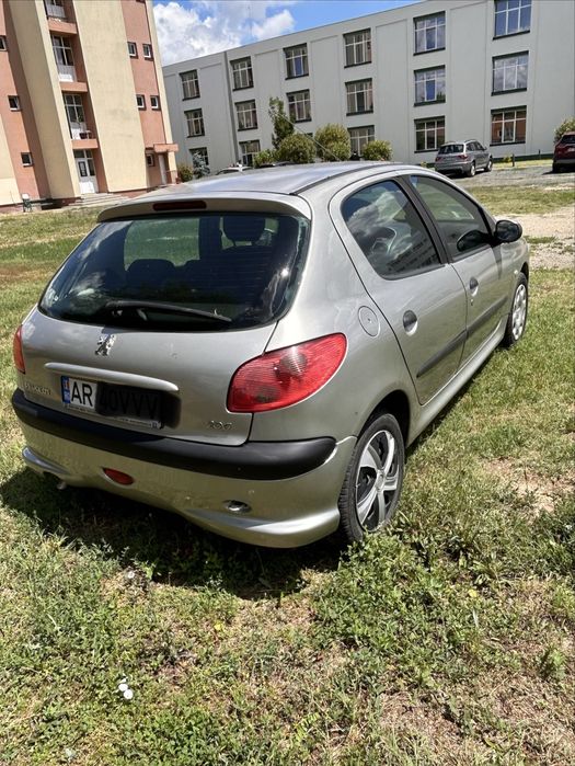 Peugeot 206 in stare perfecta de functionare , itp valabil!!!