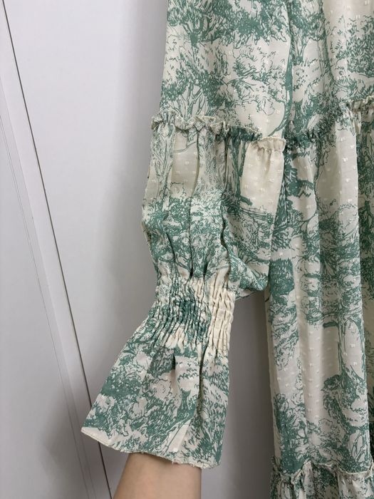 Платья легкая (шифоновая)