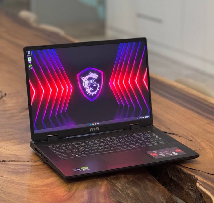 MSI Crosshair 17 HX D14VGKG-i9 QHD