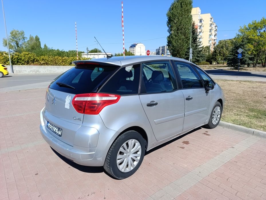 Ситроен Пикасо с Дизелов Двигател