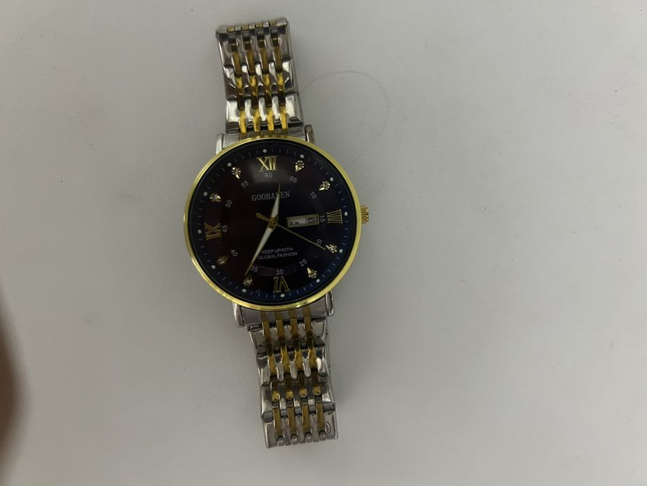 Продам часы 8000тг