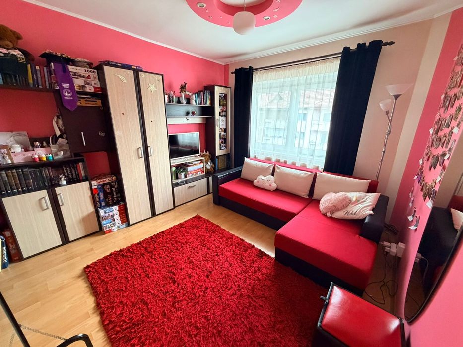 Apartament 3 camere decomandat