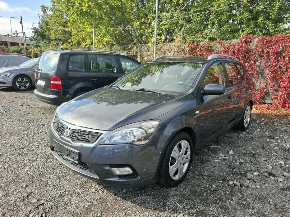 Kia Ceed Sw 1,4 benzină facelift
