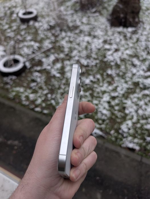 Vand/Schimb Iphone 15 pro baterie 100%