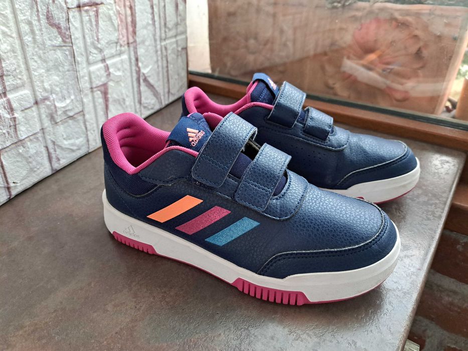 детски маратонки,кецове,спортни обувки,адидас,Adidas,номер 36