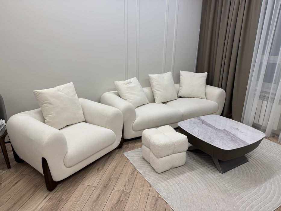 Продам диван с креслом