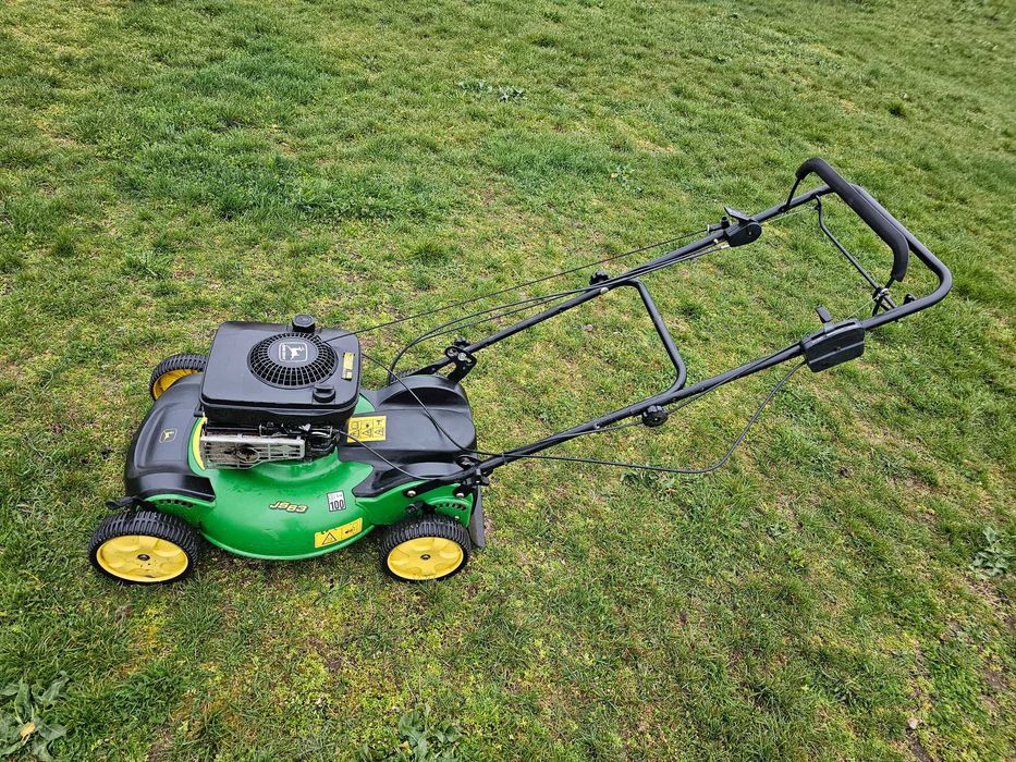 СамоХодна Косачка JOHN DEERE Като НОВА.