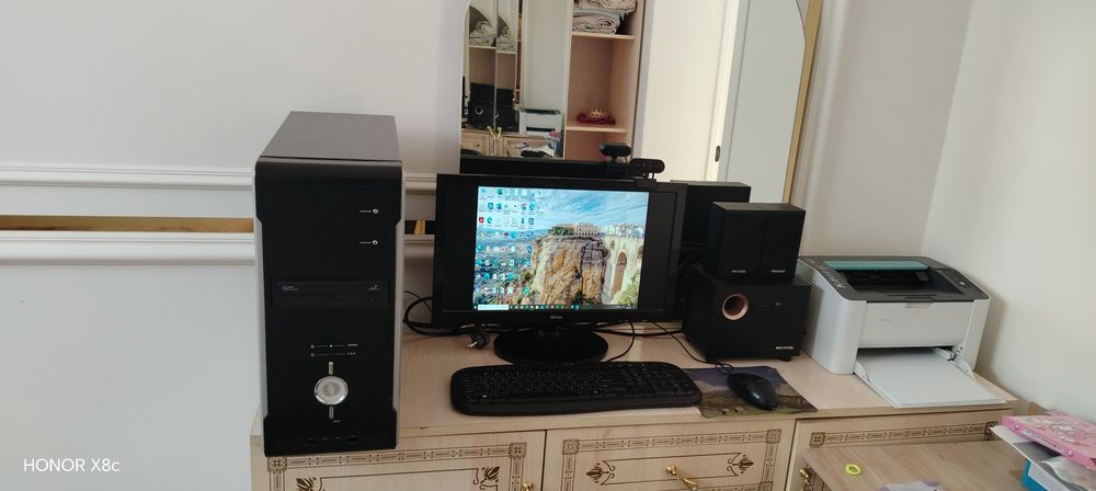 Ноутбук настольный