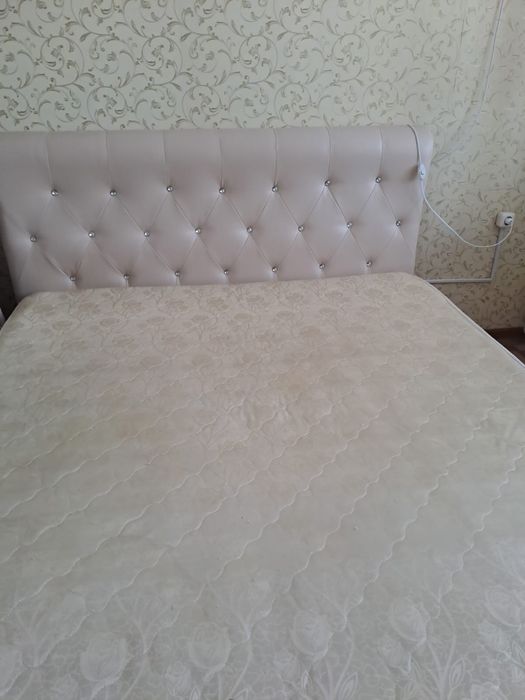 Продам кровать двухспалка!