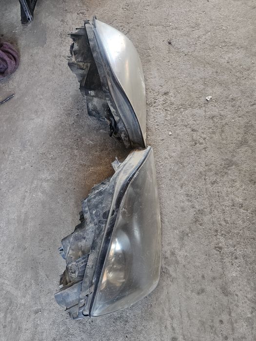 Far dreapta stânga  Kia Sorento 2003 2004 2005 2006