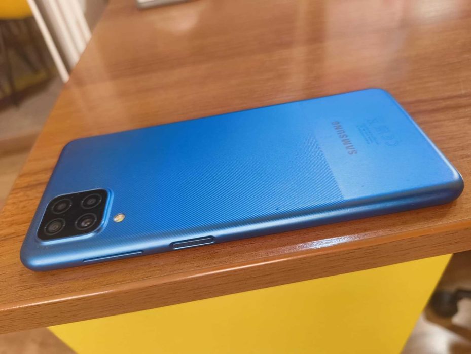 Samsung Galaxy A12