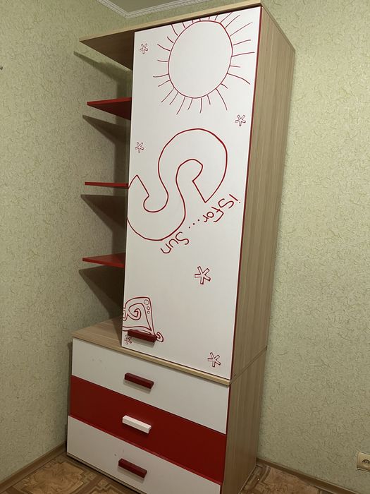 Детский шкаф, стол