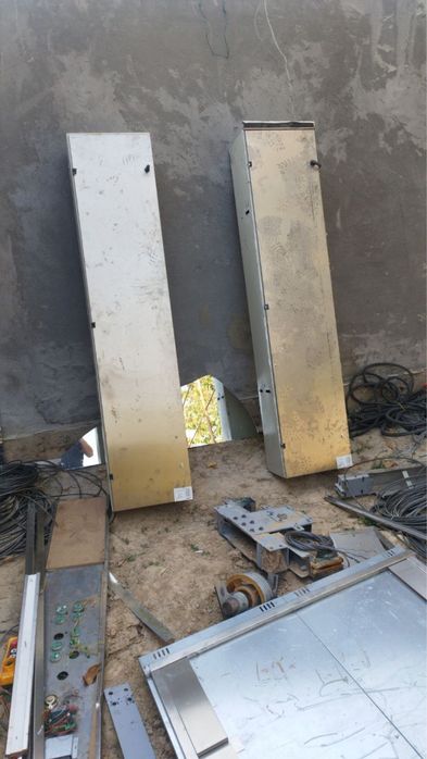 Lift mator va rolik va shiti sotiladi