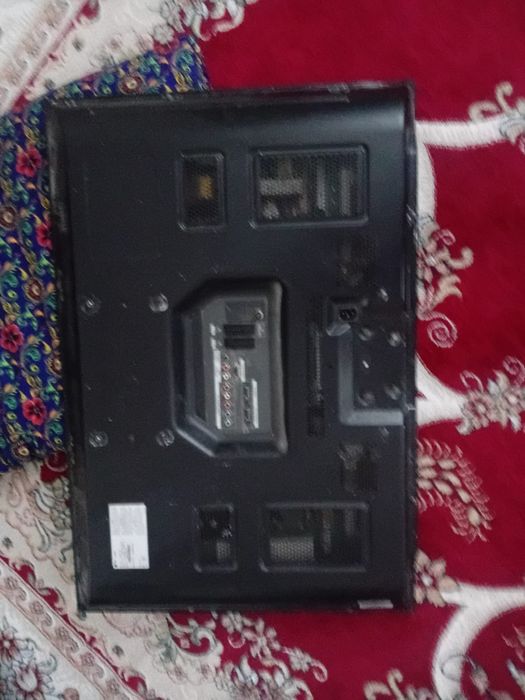 Продам телевизор LG оригинал