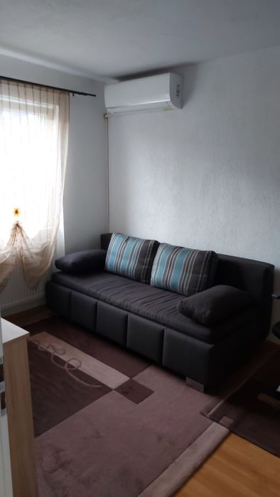 Închiriez garsoniera în Gradiste
