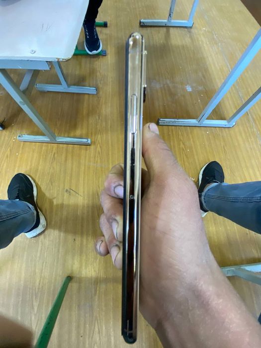 Iphone  XS  Max Gold