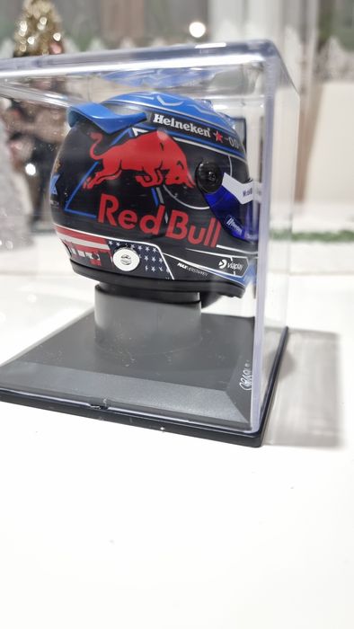 Max Verstappen helmet 1/4  Las Vegas gp F1 2024 world champion