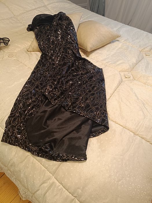 Официални рокли ..