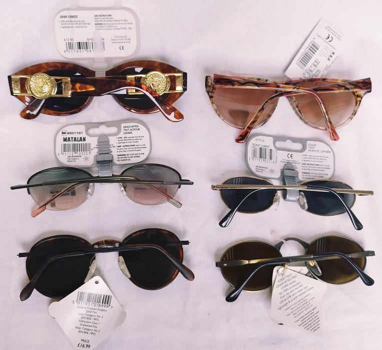 Lot 6 perechi ochelari de soare pentru doamne, Foster Grant, prorectie